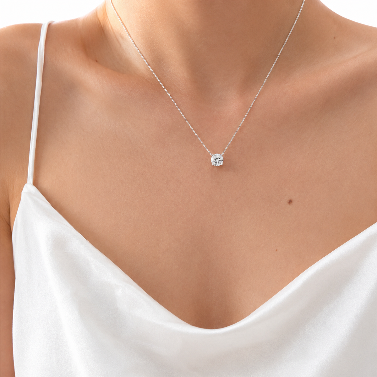 Classic Four-Prong Lab-grown Diamond Solitaire Necklace
