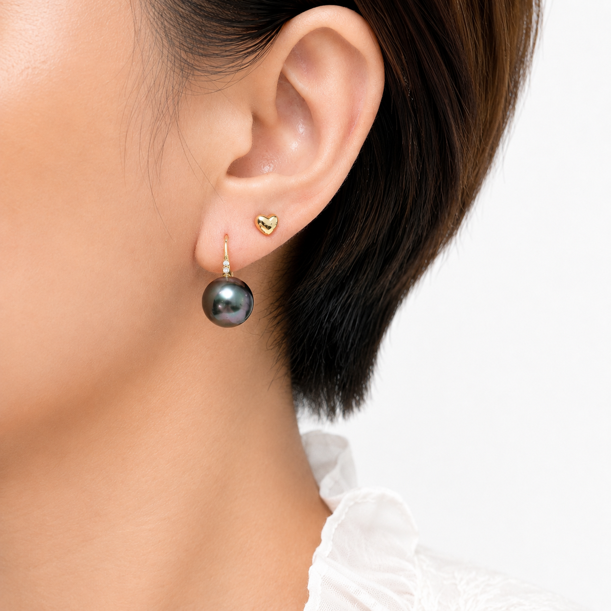 Tahitian Grace Black Pearl  Earrings