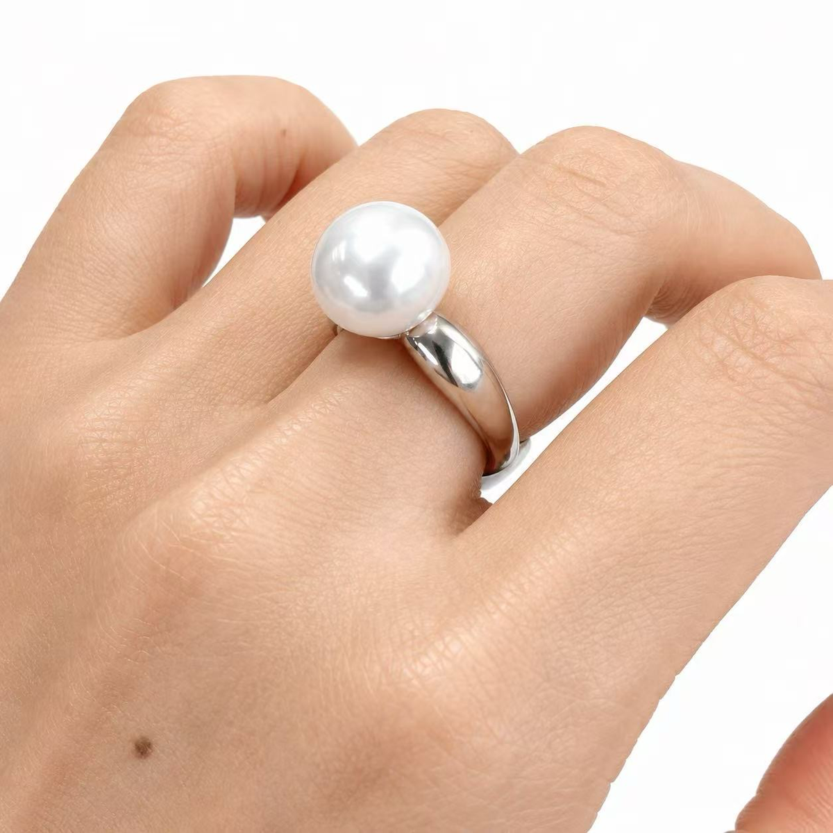 Button Pearl Wide Band Ring