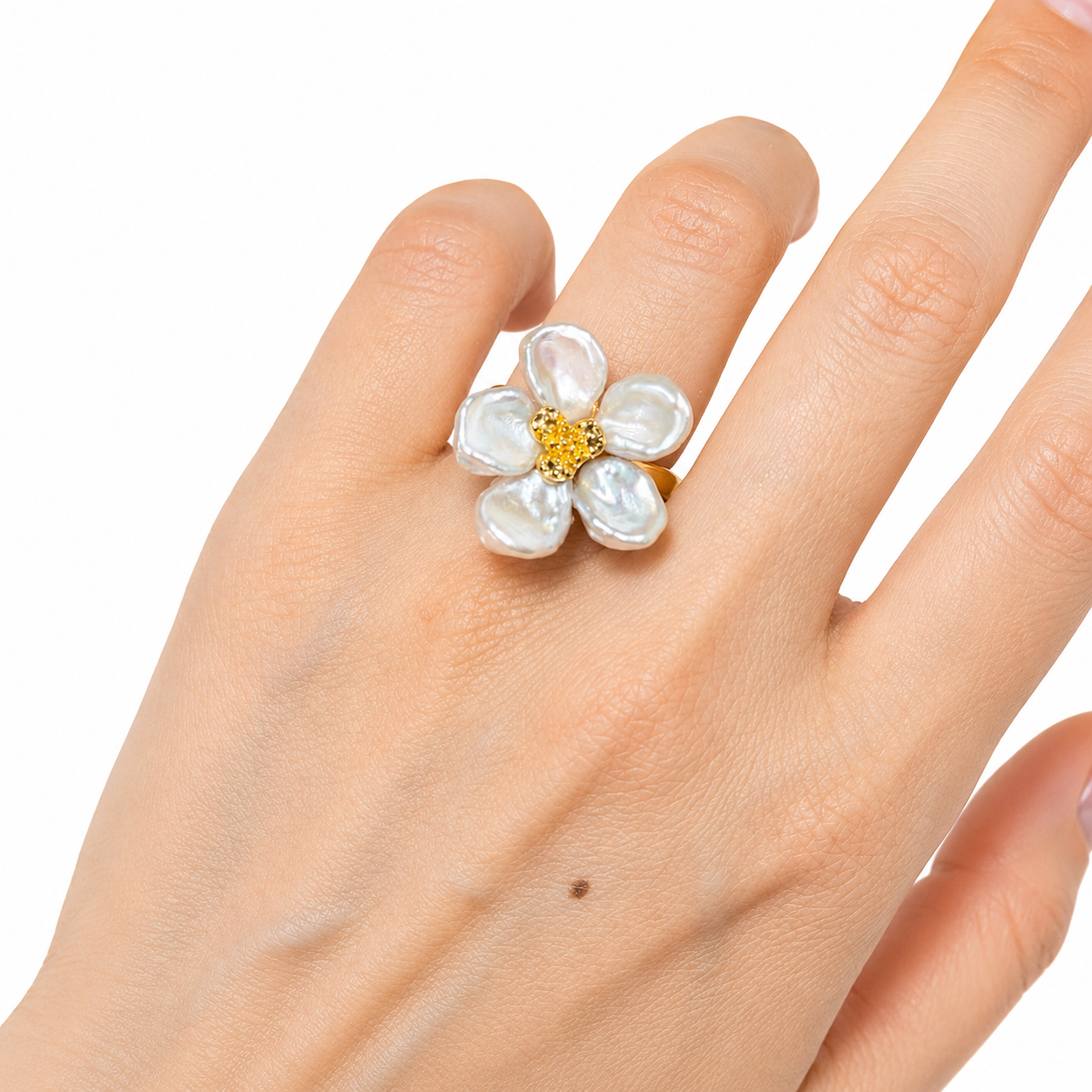 Keshi Pearl Petal Ring